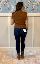 Load image into Gallery viewer, Fringe Sleeveless Sweater
