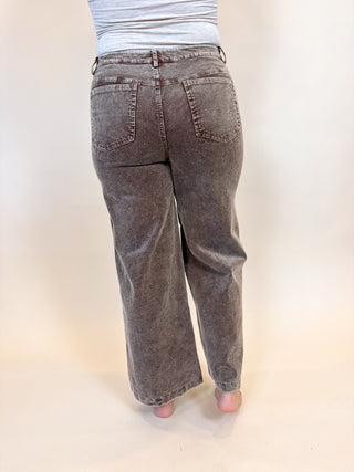 Scallop Pocket Corduroy Pants
