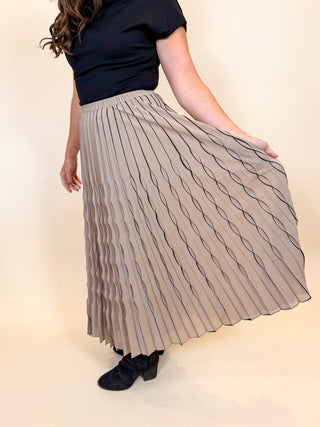 Linework Pleated Midi Skirt