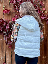 Load image into Gallery viewer, Quilted Corduroy Hooded Zipper Front Vest
