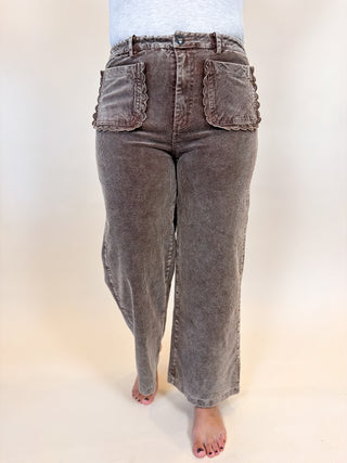 Scallop Pocket Corduroy Pants