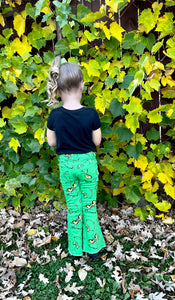 Grinch Pants for the Mini’s