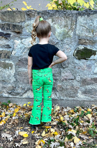 Grinch Pants for the Mini’s