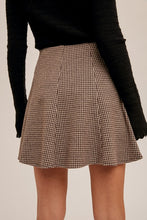 Load image into Gallery viewer, Brushed Knit Hound Tooth Mini Skirt
