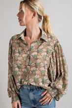Load image into Gallery viewer, Button Down Puff Sleeve Blouse
