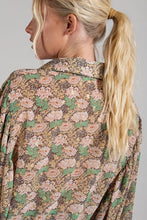 Load image into Gallery viewer, Button Down Puff Sleeve Blouse
