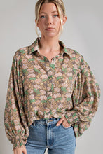 Load image into Gallery viewer, Button Down Puff Sleeve Blouse
