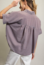 Load image into Gallery viewer, Short Sleeve Button Down Top
