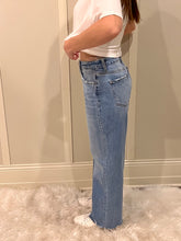 Load image into Gallery viewer, Victorious High Rise Crop Wide Leg Jeans by Vervet
