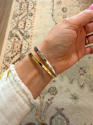 Luxe Pavé Hinge Bangle