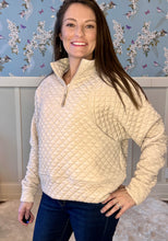 Load image into Gallery viewer, Half-Zip Quilted Pullover
