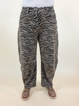 Blushing Wild Barrel Pants