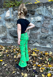 Grinch Pants for the Mini’s