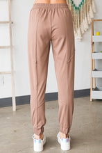 Load image into Gallery viewer, French Terry Exposed Seam Joggers
