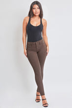Load image into Gallery viewer, Hyper Stretch Mid-Rise Skinny Jegging
