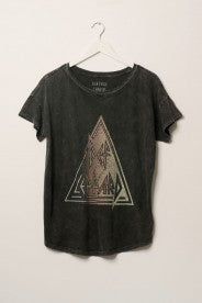 Mineral-Washed Def Leppard Tee