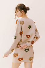 Load image into Gallery viewer, Multi-Color Cropped Daisy Knit Sweater
