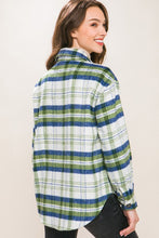 Load image into Gallery viewer, Plaid Bust Pocket Shacket
