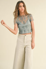Load image into Gallery viewer, Short Sleeve Lace Top Link with Tank Top
