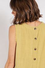 Load image into Gallery viewer, Sleeveless Back Button Closure Frayed Top
