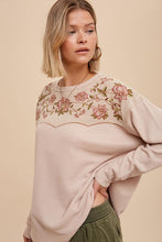Load image into Gallery viewer, Thermal Embroidered Yoke Top

