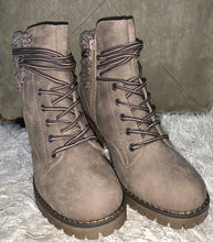 Load image into Gallery viewer, The Olivia Boot
