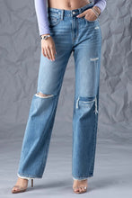 Load image into Gallery viewer, 90’s Dad Jeans

