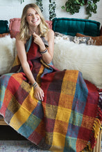 Load image into Gallery viewer, Chunky Plaid Throw Blanket
