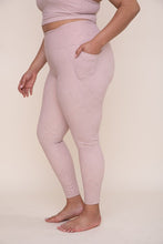 Load image into Gallery viewer, Herringbone High-Waist Leggings

