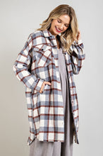 Load image into Gallery viewer, Long Plaid Shacket
