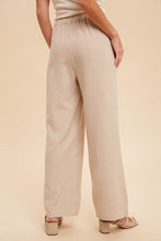Load image into Gallery viewer, Textured Woven Wide Leg Pants
