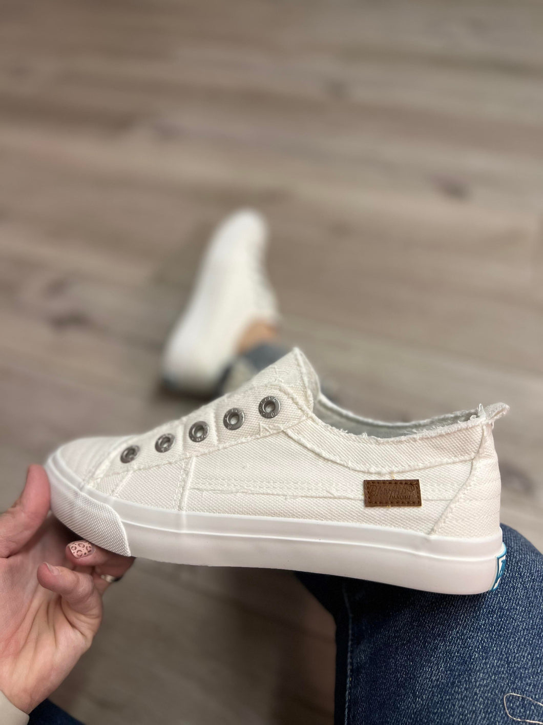 Play Canvas Sneaker