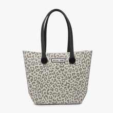 Load image into Gallery viewer, Vira Printed Versa Tote
