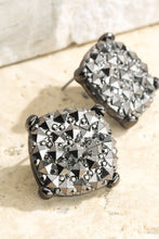 Load image into Gallery viewer, Shimmery Square Stud Earrings
