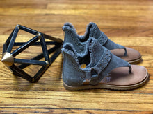 Load image into Gallery viewer, Journey Sandals
