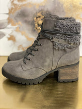 Load image into Gallery viewer, The Olivia Boot
