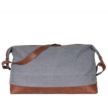 Load image into Gallery viewer, Landry Weekender Bag
