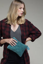 Load image into Gallery viewer, Velvet Metallic Quilted Pouch
